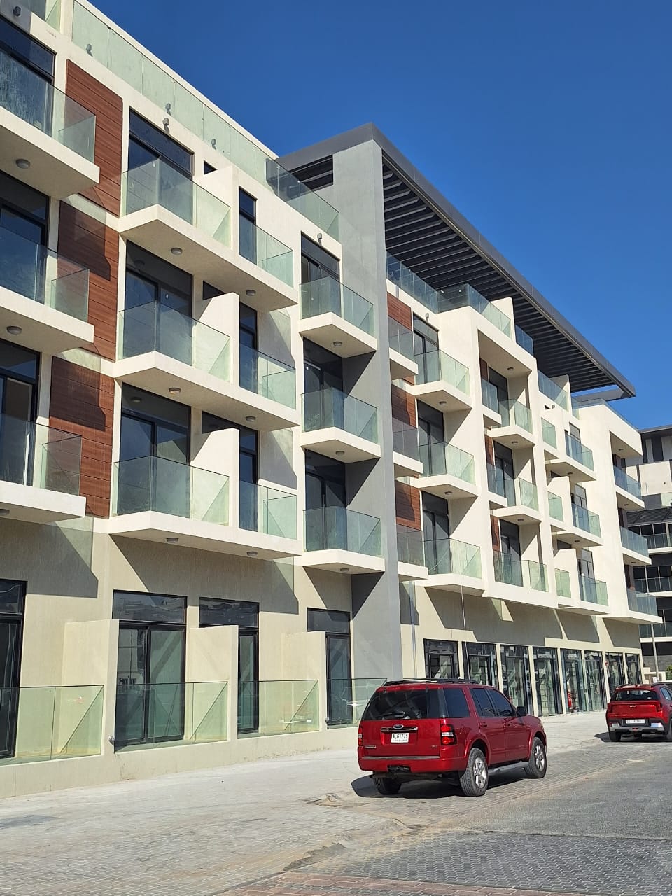 Façade and glazing project by Wehdet Alebdaa